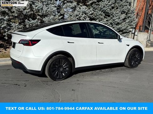 Used 2024 Tesla Model Y Long Range image 10