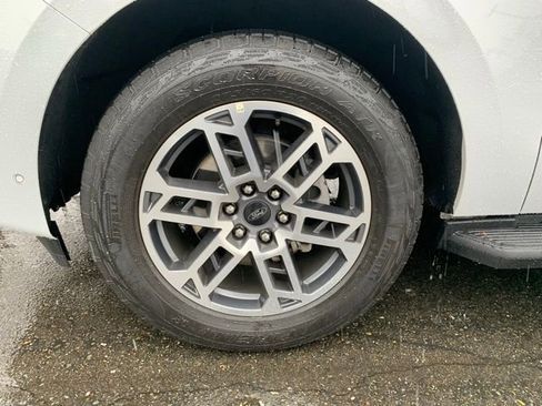 Certified 2025 Ford Expedition Active AWD/4WD image 14