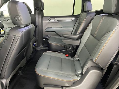 New 2026 GMC Acadia AT4 w/ Luxury Package image 12