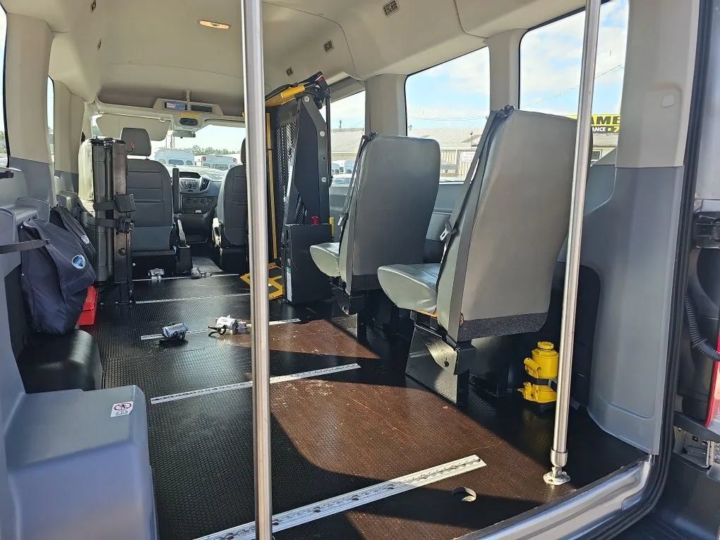 Used 2018 Ford Transit 350 XL RWD image 14