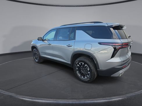 New 2026 Chevrolet Traverse Z71 w/ Enhanced Driving Package AWD/4WD image 6
