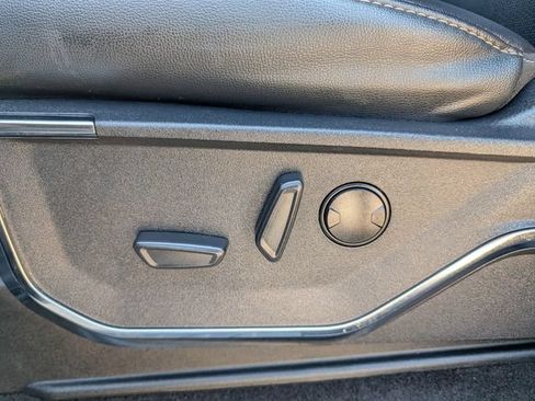 Used 2024 Ford F150 Lariat AWD/4WD image 27