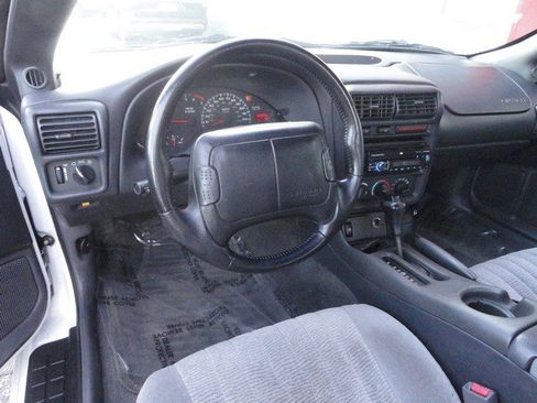 Used 1997 Chevrolet Camaro LT w/ Preferred Equipment Group 2 image 8
