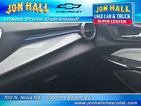 Used 2024 Chevrolet Trax LT w/ Driver Confidence Package image 22