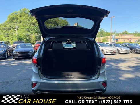 Used 2019 Hyundai Santa Fe XL SE w/ SE Premium Package 02 AWD/4WD image 16