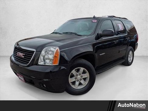 Used 2013 GMC Yukon SLT w/ SLT-2 Equipment Package image 1