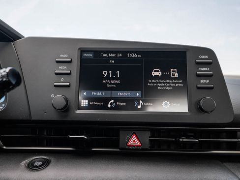 New 2026 Hyundai Elantra SEL Sport Premium FWD image 21