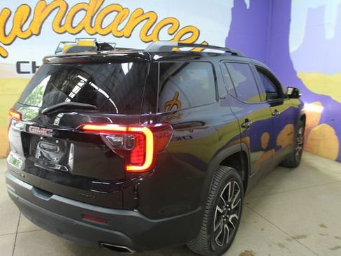 Used 2021 GMC Acadia SLT w/ Elevation Edition AWD/4WD image 8