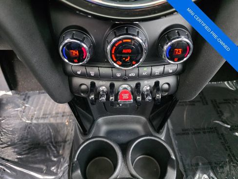 Used 2024 MINI Cooper 2-Door Hardtop FWD image 22