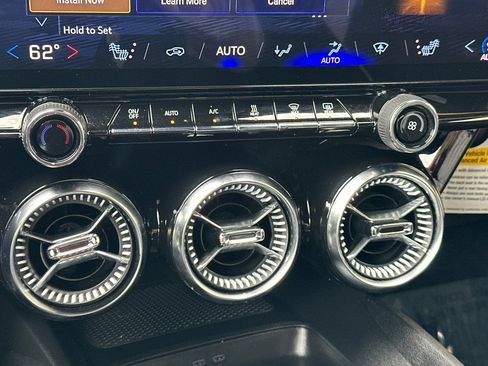 Certified 2024 Chevrolet Blazer EV LT AWD/4WD image 28