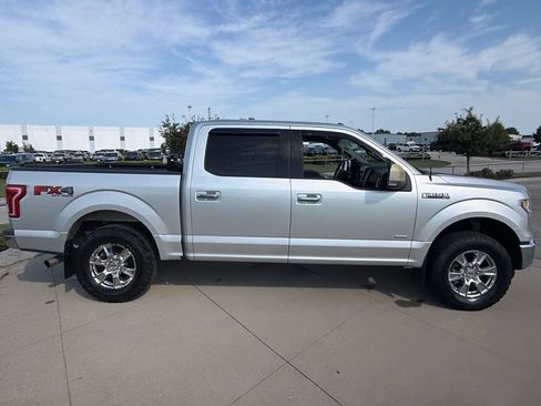 Used 2015 Ford F150 XLT w/ Equipment Group 302A Luxury AWD/4WD image 22