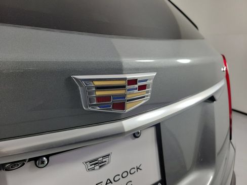 Certified 2023 Cadillac XT5 Premium Luxury FWD image 7