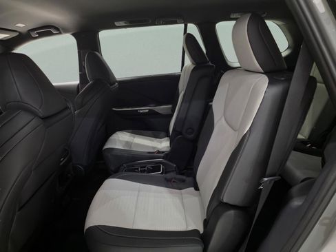 New 2026 Lexus TX 500h AWD image 16