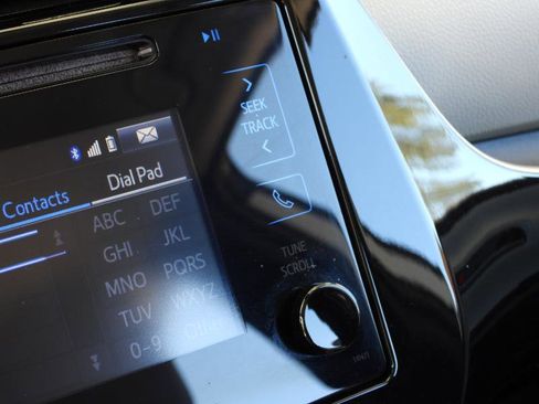 Used 2019 Toyota Prius L Eco image 45