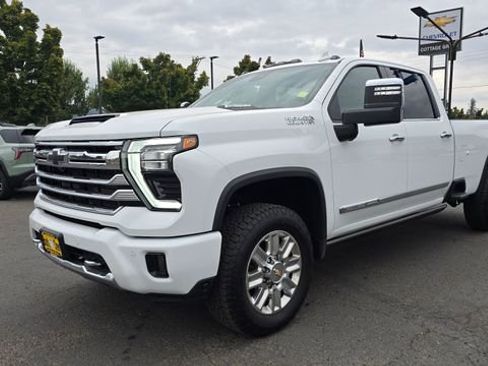 Used 2025 Chevrolet Silverado 2500 High Country w/ Technology Package image 1