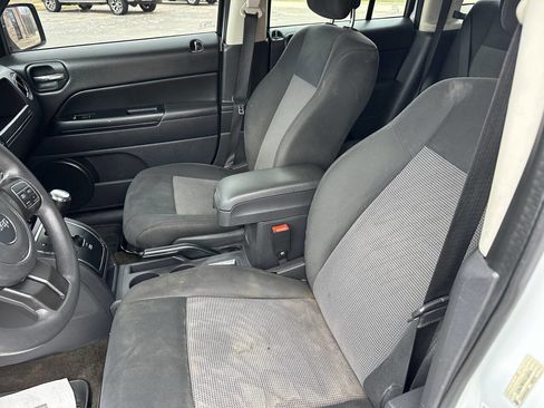 Used 2014 Jeep Patriot Sport w/ Power Value Group image 11