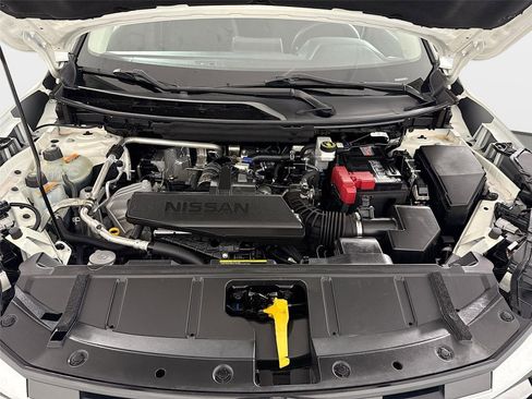 Certified 2024 Nissan Rogue S FWD image 28