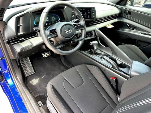 Used 2026 Hyundai Elantra Sport w/ Cargo Package FWD image 16