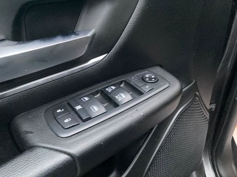 Used 2019 RAM 1500 Big Horn image 14