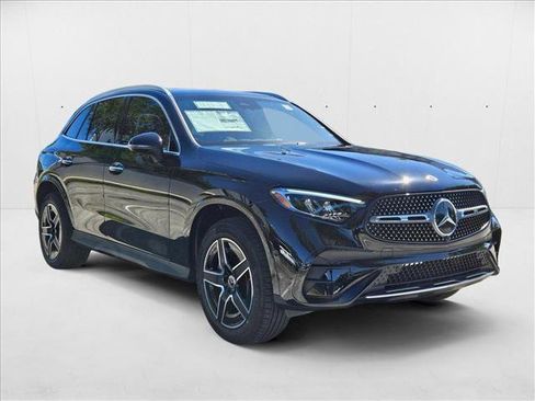 New 2025 Mercedes-Benz GLC 300 image 6