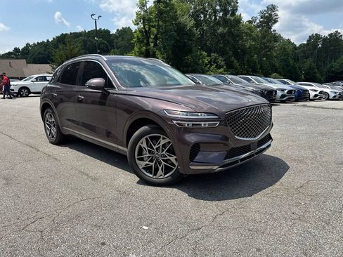 Used 2023 Genesis GV70 2.5T w/ Select Package AWD/4WD image 4