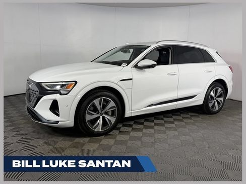 Used 2024 Audi Q8 e-tron Prestige w/ Prestige Package AWD/4WD image 1