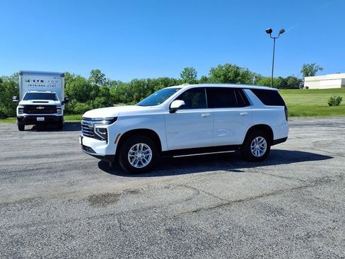 Used 2025 Chevrolet Tahoe LT AWD/4WD image 40