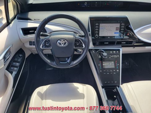 Certified 2020 Toyota Mirai FWD image 12