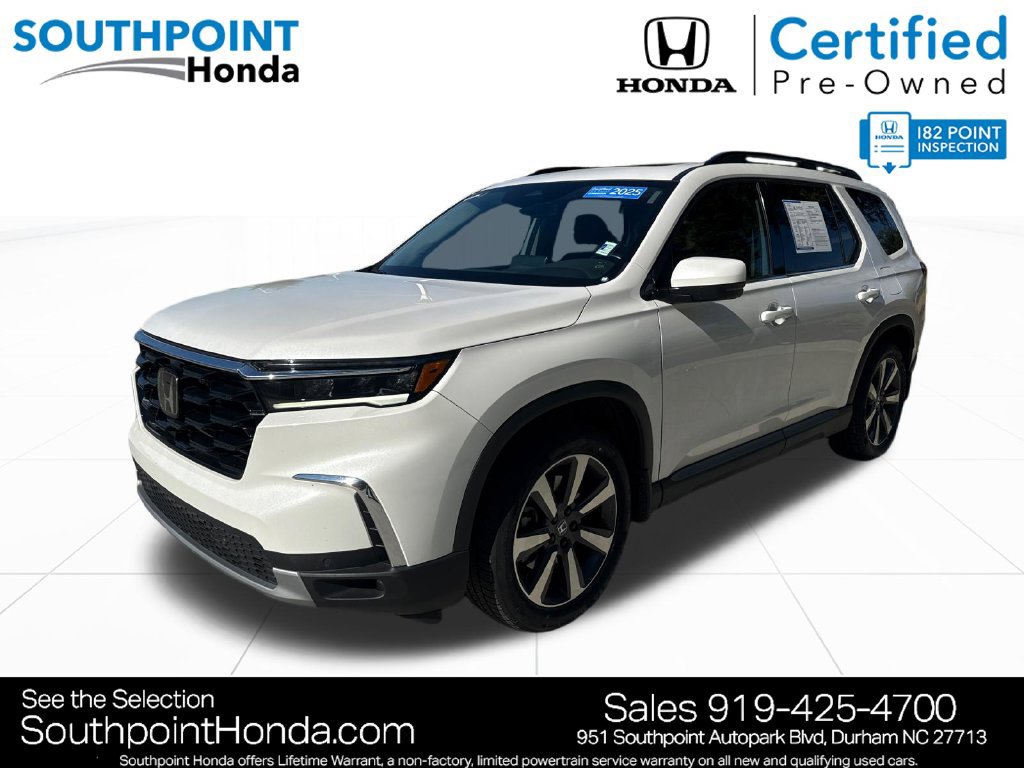 Certified 2025 Honda Pilot Touring image 3
