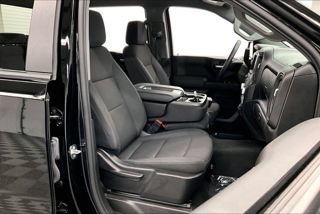 Used 2024 GMC Sierra 1500 Pro w/ Graphite Edition AWD/4WD image 8