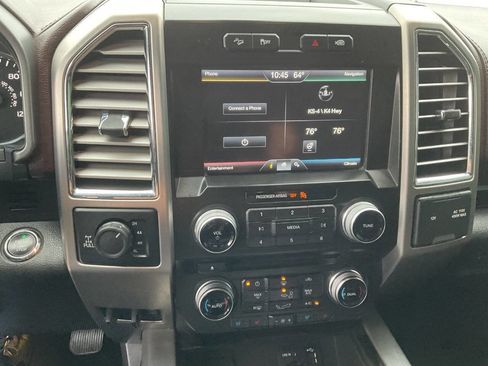Used 2015 Ford F150 Platinum w/ Equipment Group 701A Luxury AWD/4WD image 17