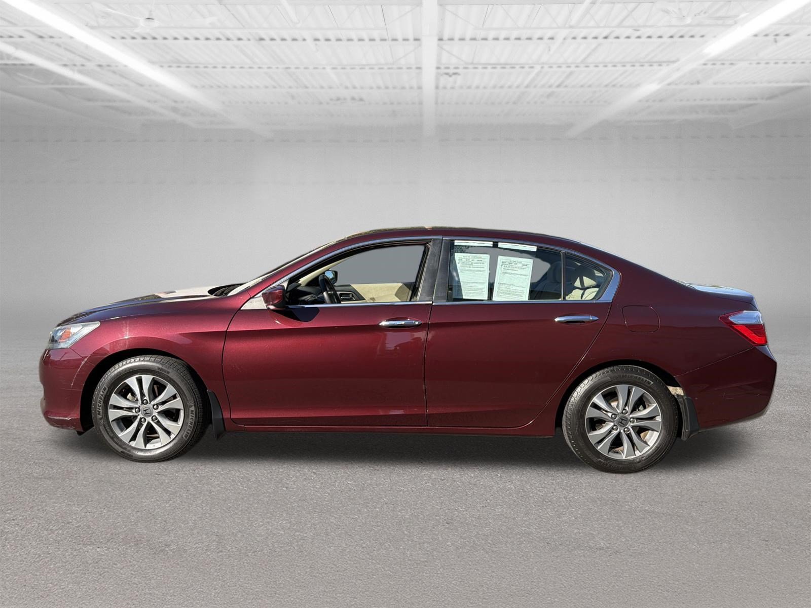 Used 2013 Honda Accord LX image 2