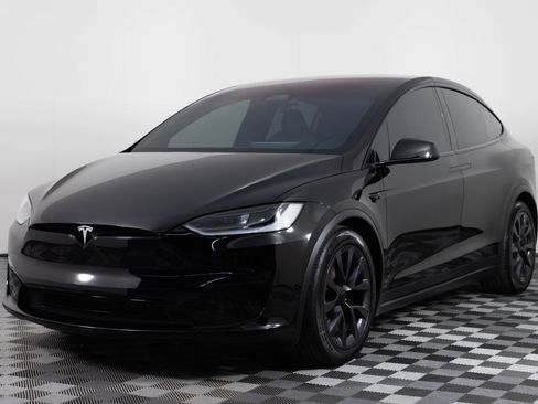 Used 2023 Tesla Model X AWD/4WD image 2