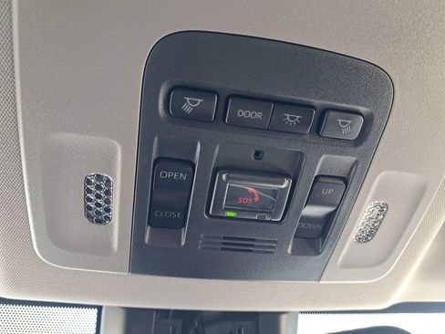 Used 2022 Toyota Camry LE w/ Convenience Package FWD image 26