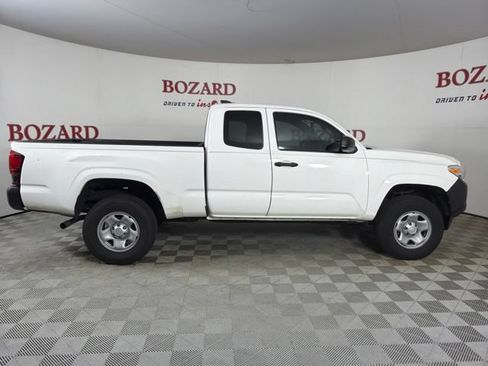 Used 2023 Toyota Tacoma SR RWD image 9