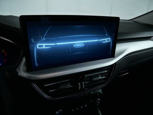 Certified 2025 Ford Escape Platinum AWD/4WD image 20
