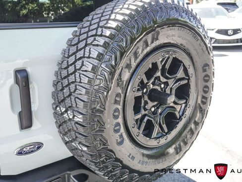 Used 2024 Ford Bronco Wildtrak AWD/4WD image 18