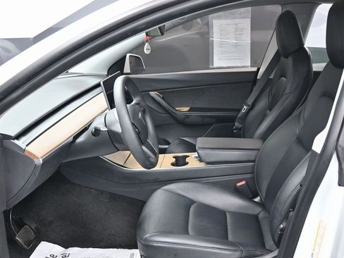 Used 2021 Tesla Model Y 2WD image 16