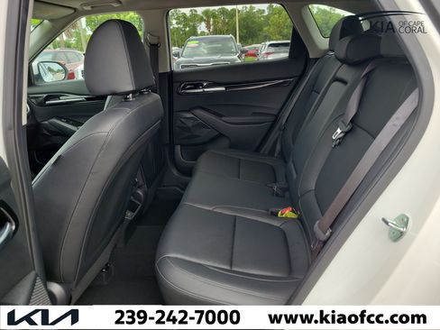 Certified 2024 Kia Seltos EX AWD/4WD image 12