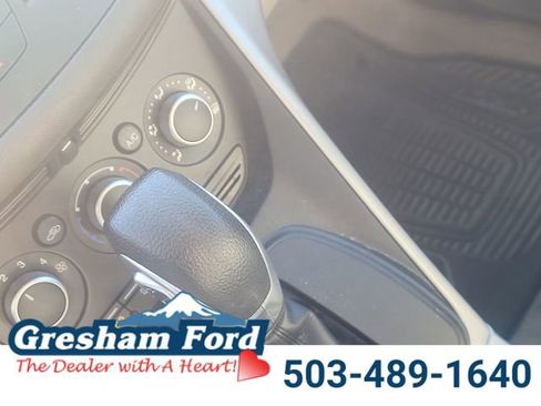 Used 2015 Ford Escape SE image 24