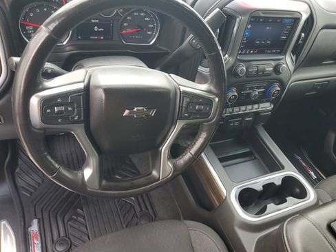 Used 2020 Chevrolet Silverado 1500 LT Trail Boss AWD/4WD image 12