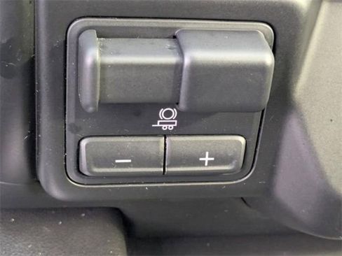 Used 2022 GMC Sierra 1500 Denali image 23