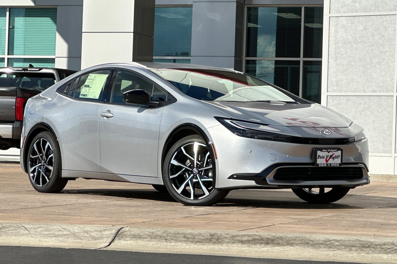 New 2027 Toyota Prius Plug-In Hybrid FWD image 2
