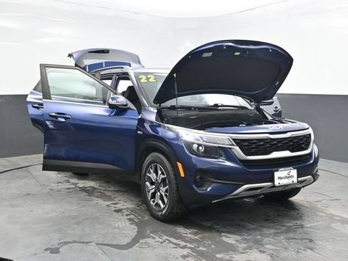 Used 2022 Kia Seltos EX AWD/4WD image 34