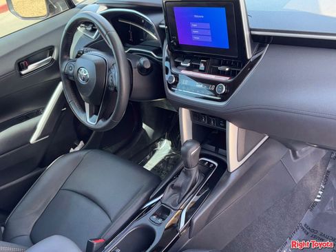 Certified 2024 Toyota Corolla Cross XLE w/ Convenience Package image 12