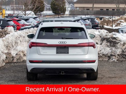 Used 2021 Audi e-tron Premium Plus w/ Premium Plus Package image 5