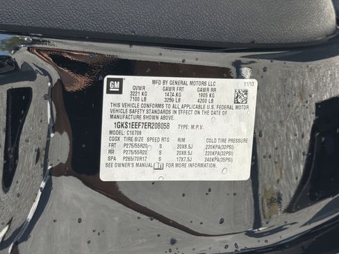 Used 2014 GMC Yukon Denali RWD image 39