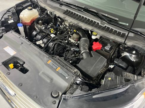 Used 2019 Ford Edge SEL w/ Equipment Group 201A image 11