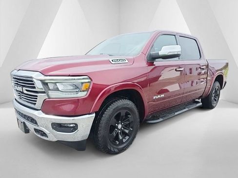 Used 2021 RAM 1500 Laramie AWD/4WD image 3
