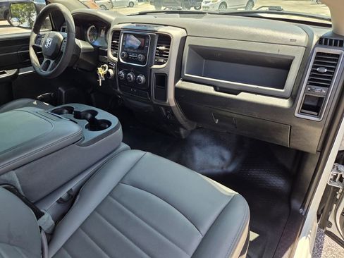 Used 2019 RAM 1500 Tradesman RWD image 18